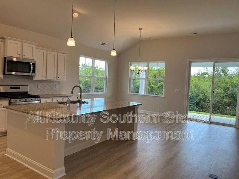 1273 Baker Creek Loop - Photo 3 of 10