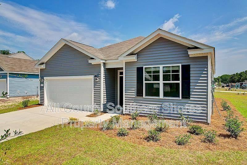 215 Konik St - Photo 3 of 10