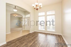 featured image of 909 Corsica Ln