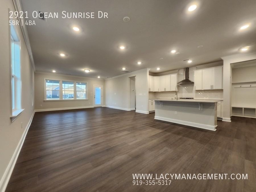 2921 Ocean Sunrise Dr - Photo 3 of 37