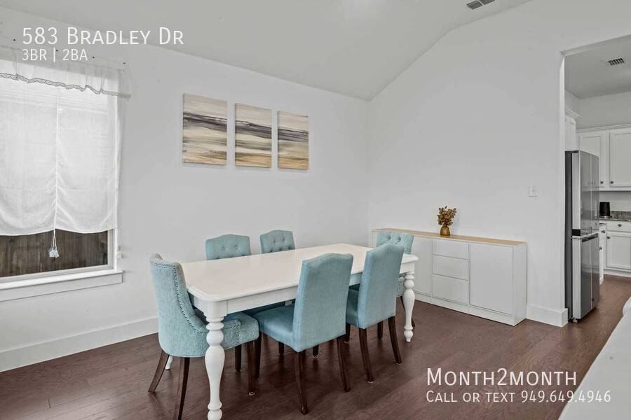 583 Bradley Drive - Photo 5 of 32