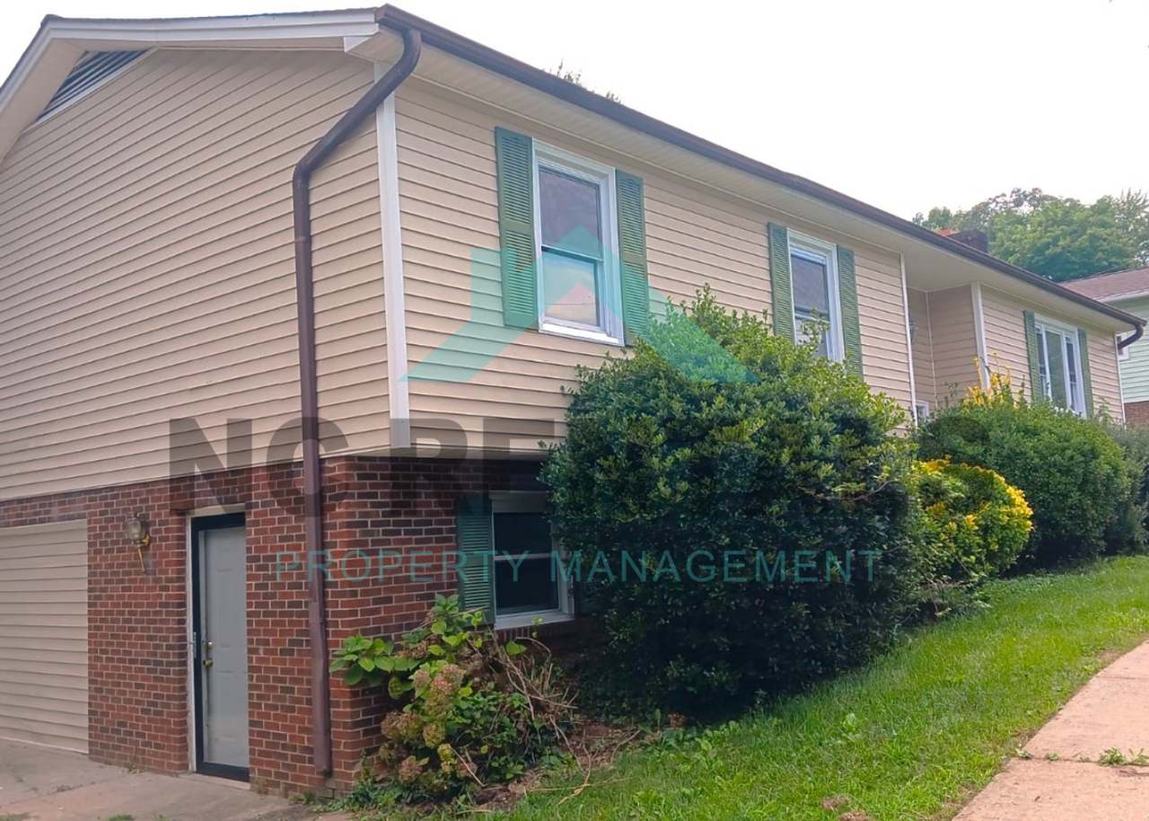 730 Motor Rd - Photo 4 of 35