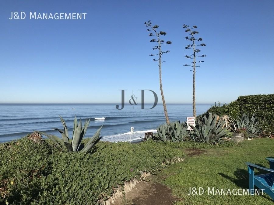 1320 Ocean Ave #C - Photo 2 of 21