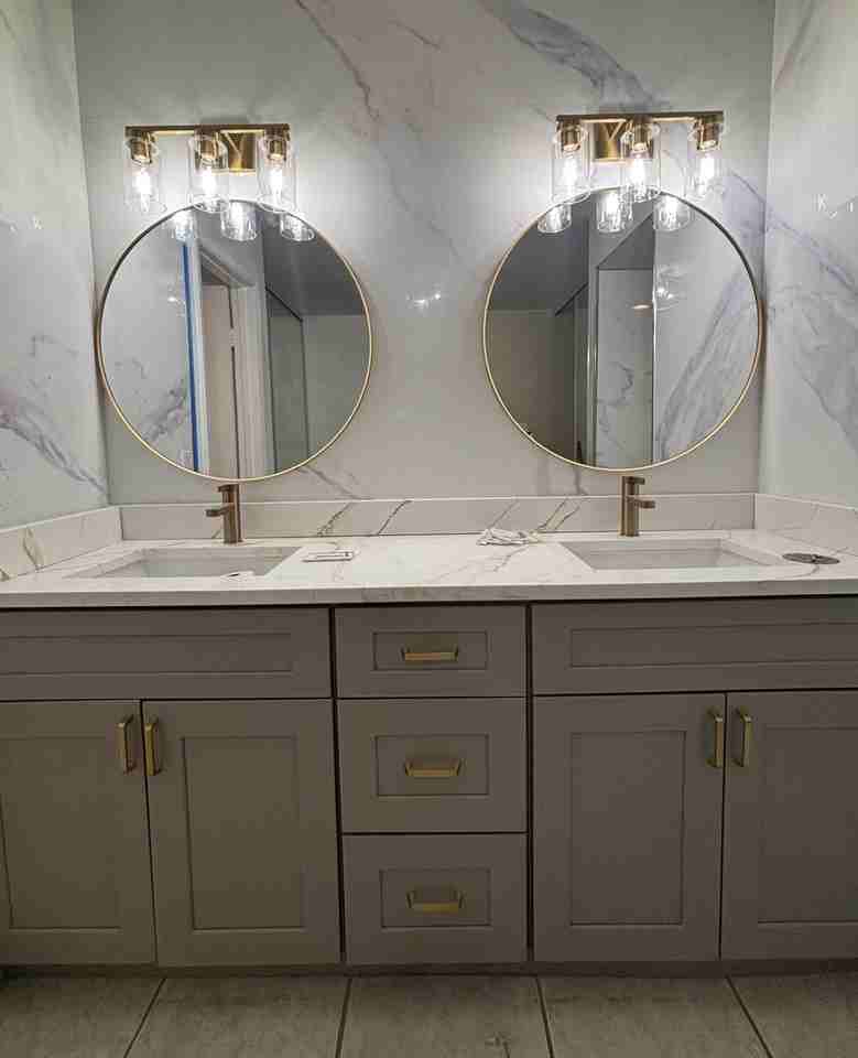 1705 17th Ln #1705 - Photo 2 of 11