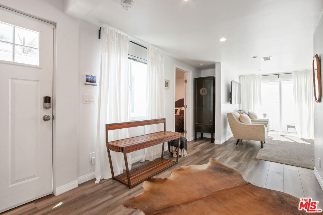 6438 Rhea Ave #6438 - Photo 7 of 9