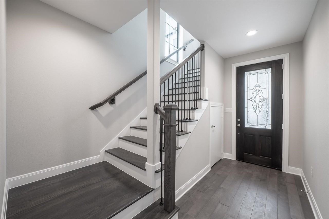 3327 Beverly Forest Dr #3327 - Photo 5 of 12