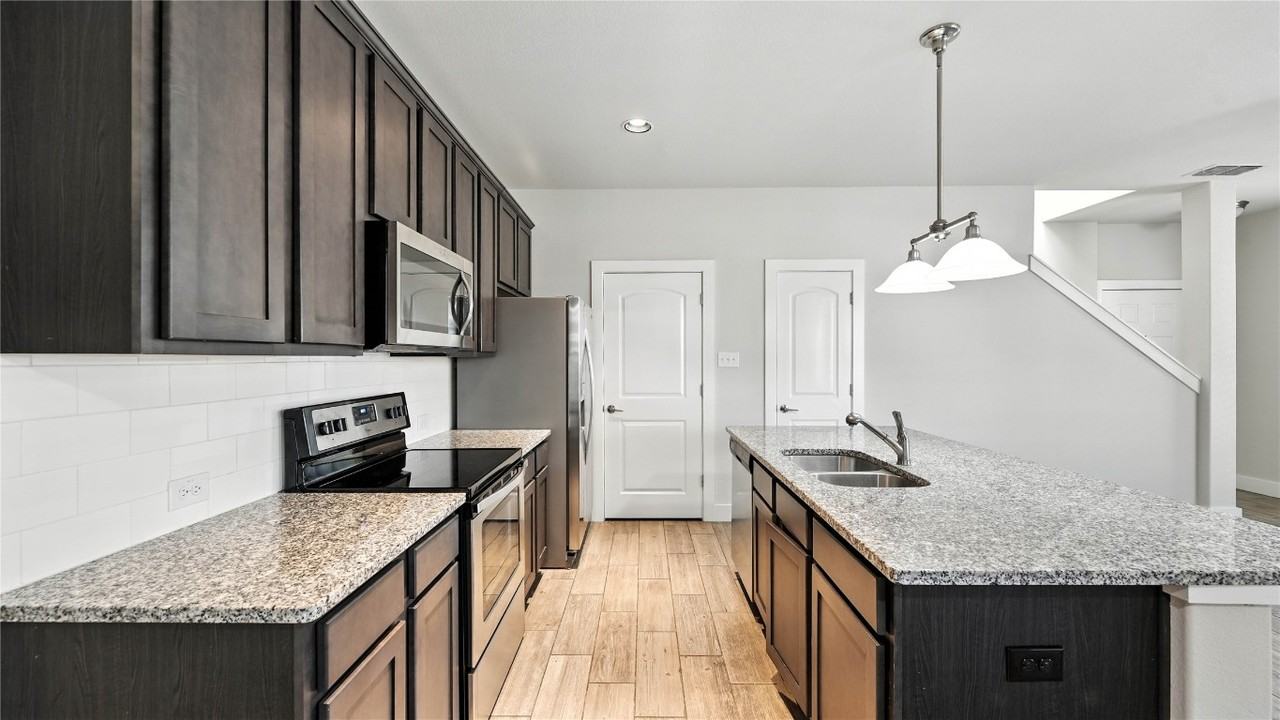 719 Gristmill Dr #7192A - Photo 5 of 37