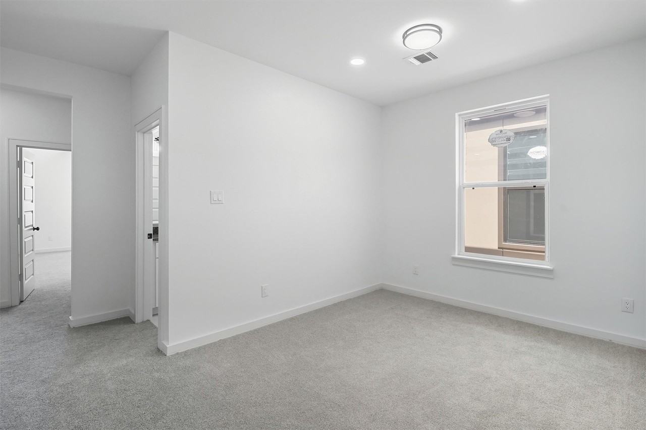 2927 El Fenice Ln #2927 - Photo 7 of 47