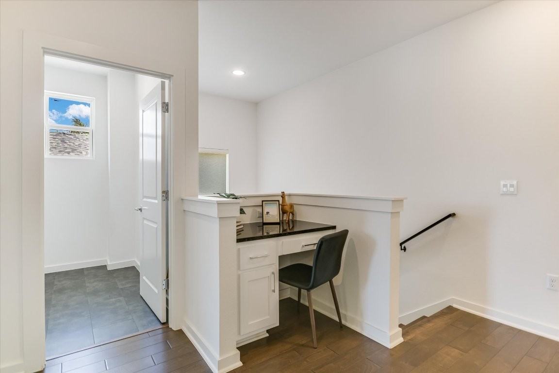 1916 Bunche Rd #1916 - Photo 2 of 21