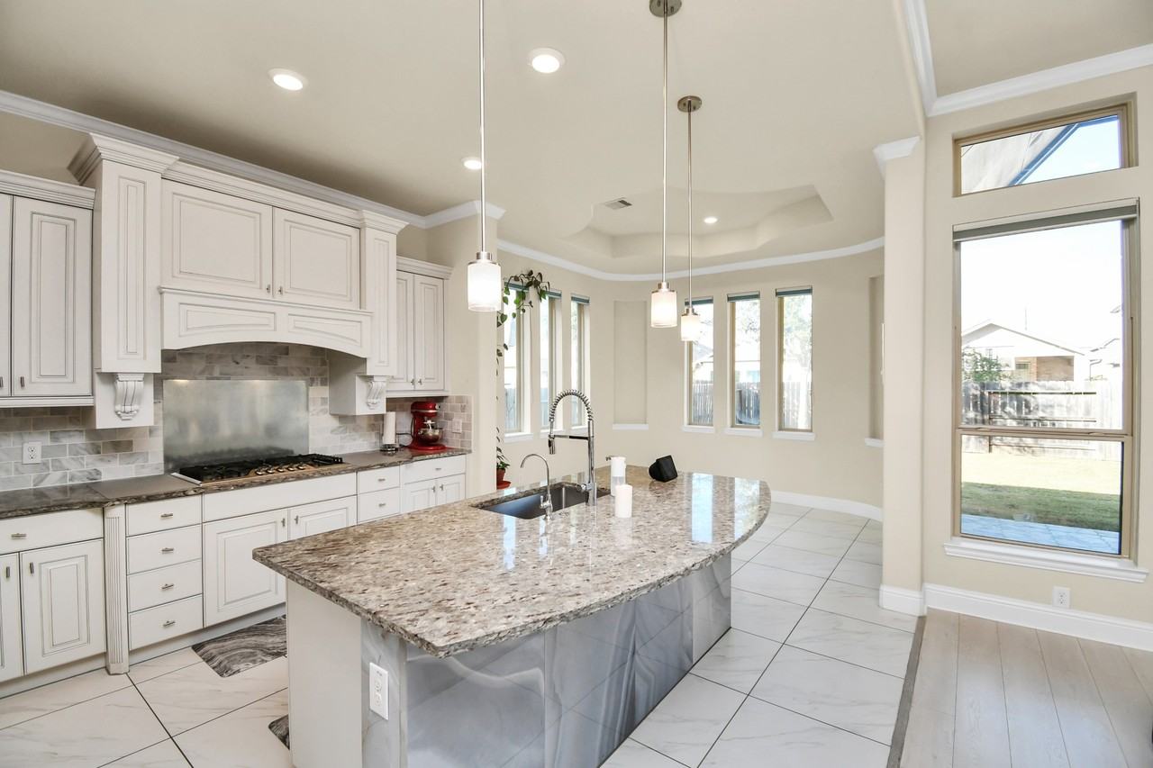 16906 Dalgety Ct #16906 - Photo 5 of 40