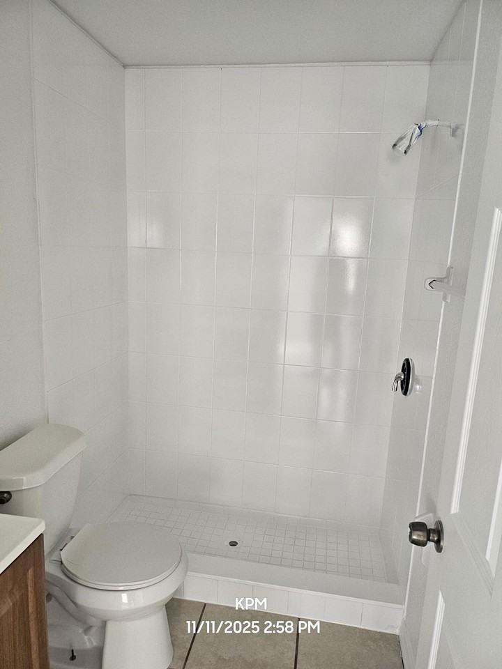 1305 Rosewood Villa Lane #1305-7 - Photo 5 of 20