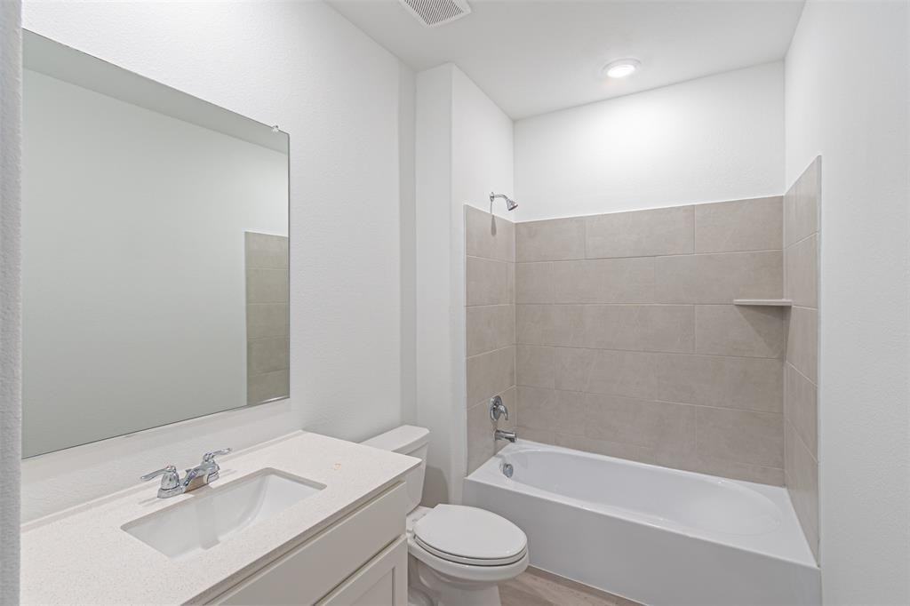 10005 Warlander Drive #10005 - Photo 7 of 40