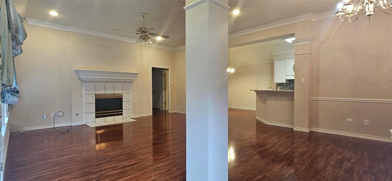 1903 North Travis Street #1903 - Photo 3 of 13