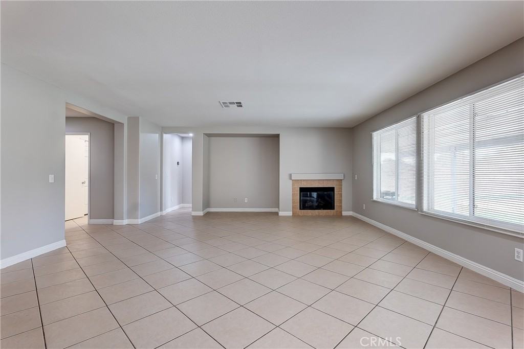45327 Elm Avenue #45327 - Photo 3 of 26