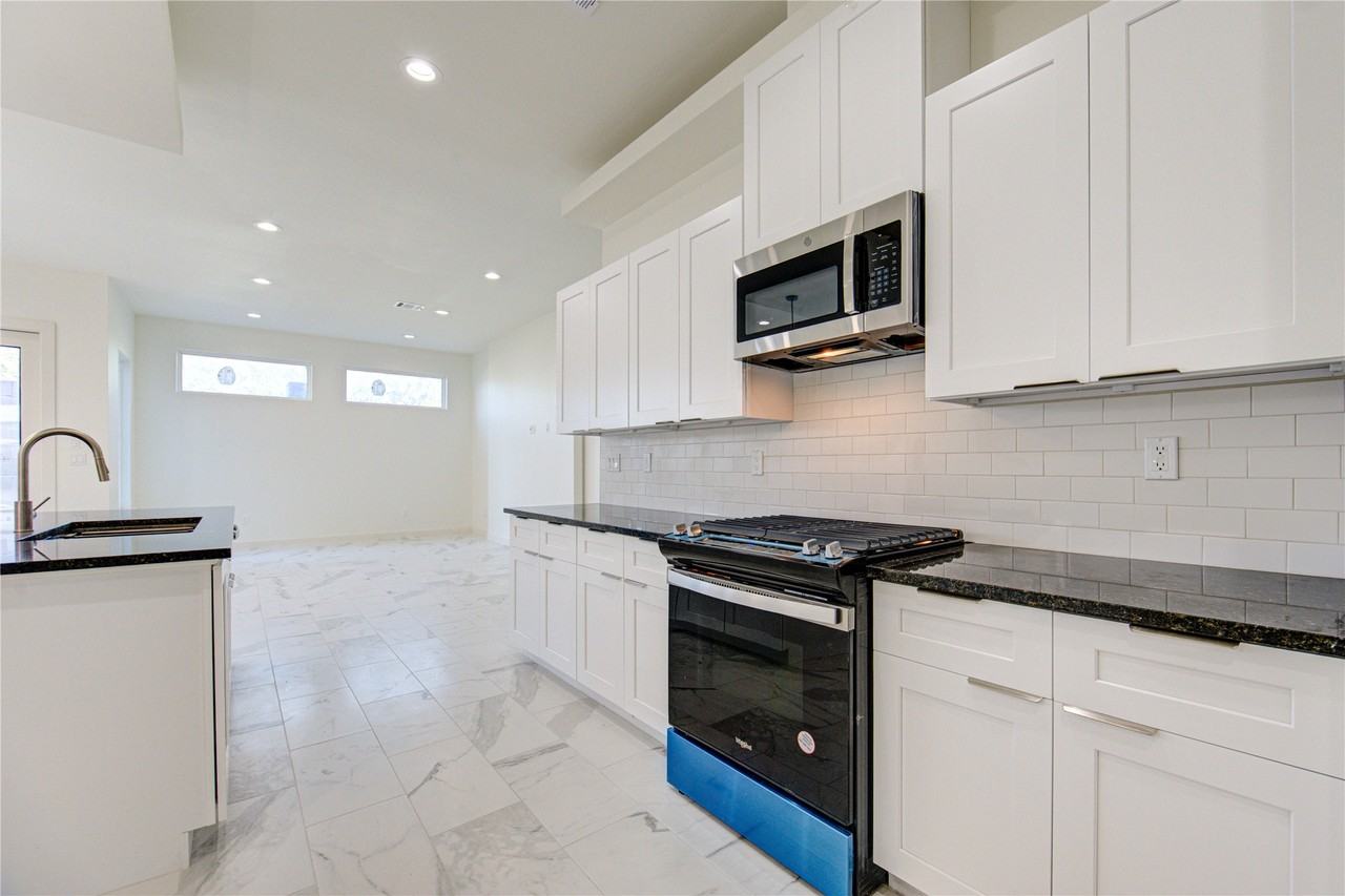 2920 El Fenice Ln #2920