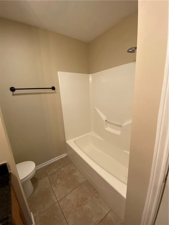 1902 Holleman Dr W #1902 - Photo 4 of 17