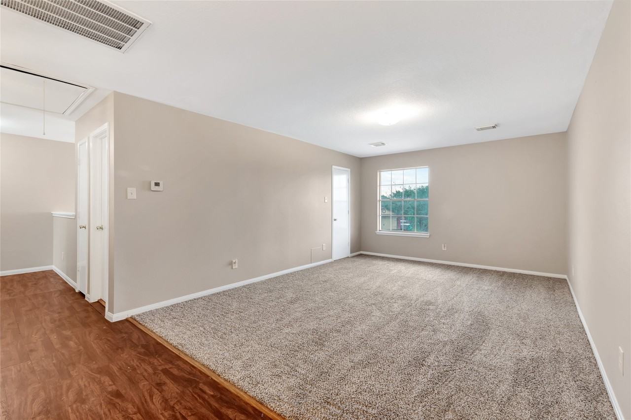 11019 Cayman Mist Drive #11019 - Photo 5 of 23