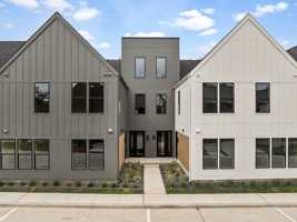 featured image of 1941 Sawdust Road