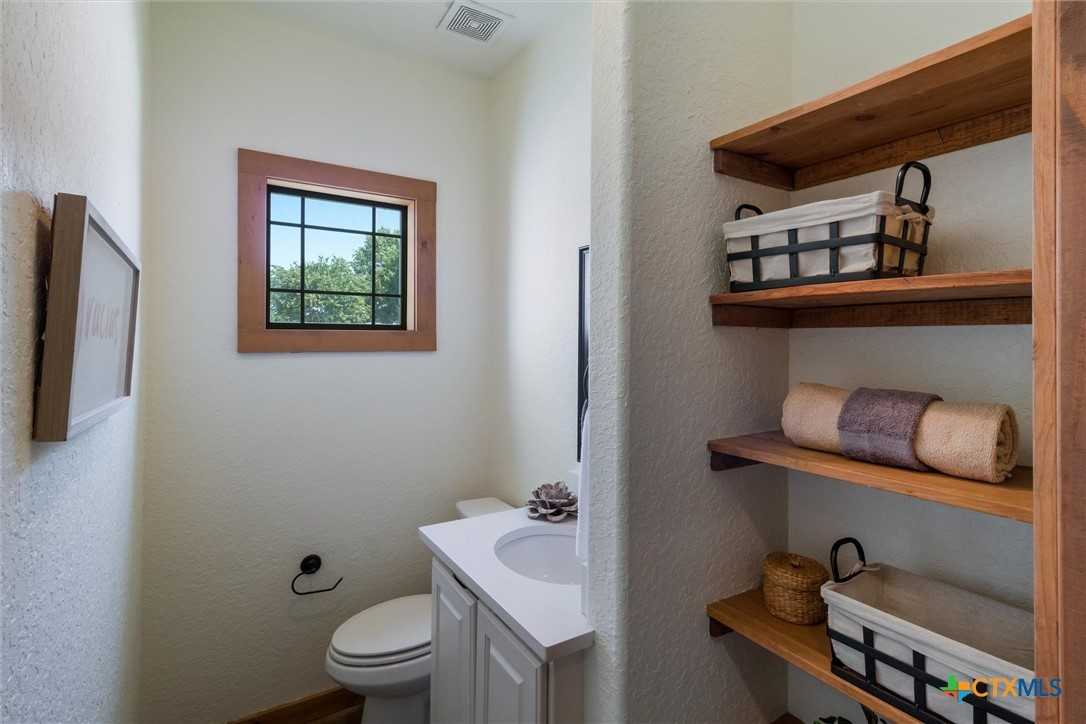 1654 Gruene Vineyard Crossing #1654