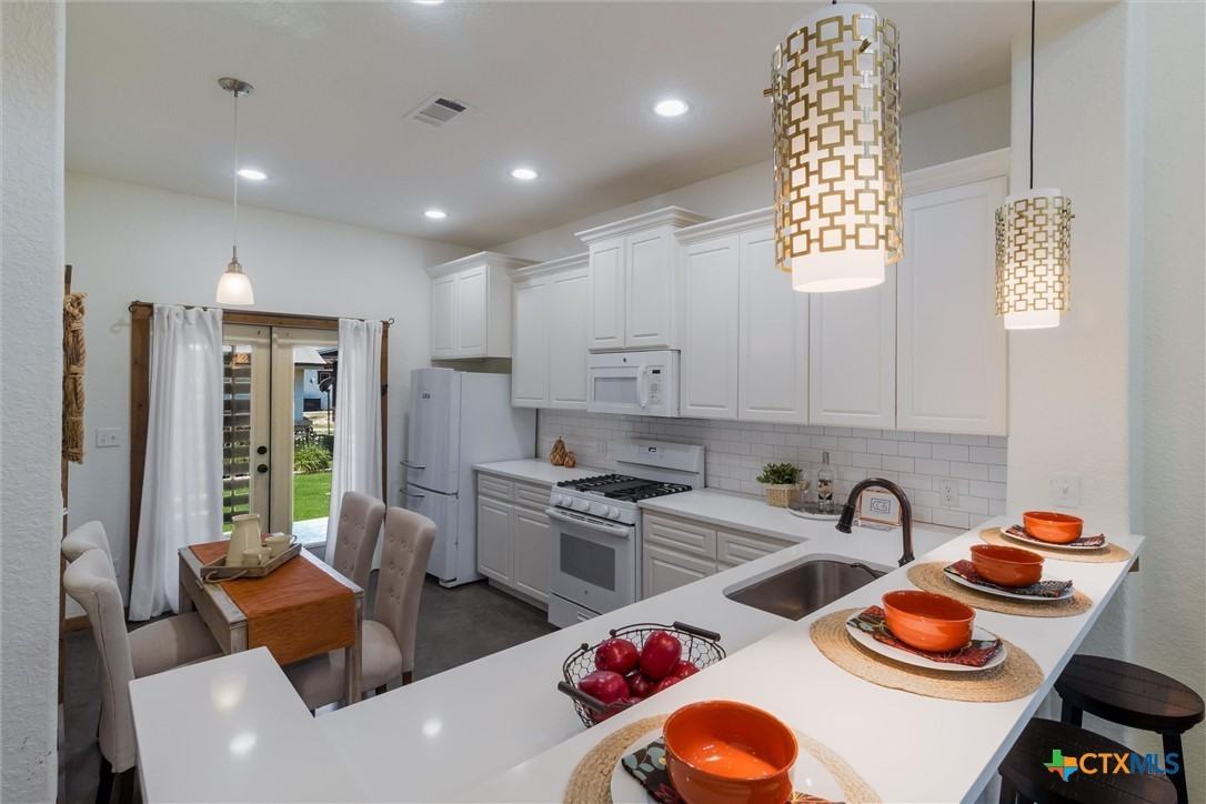 1654 Gruene Vineyard Crossing #1654 - Photo 4 of 16