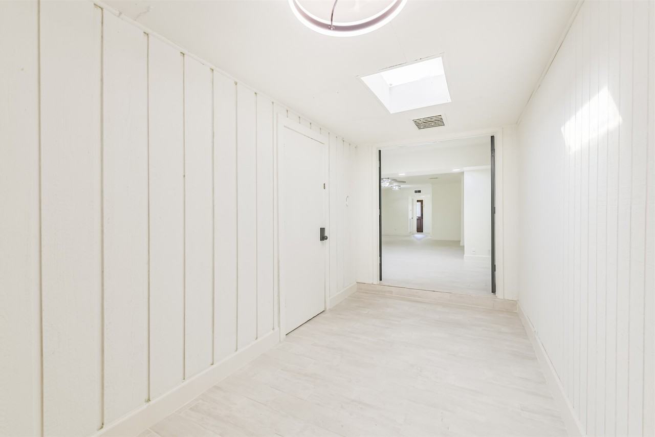 2505 Watertown Mall #2505-86 - Photo 4 of 43