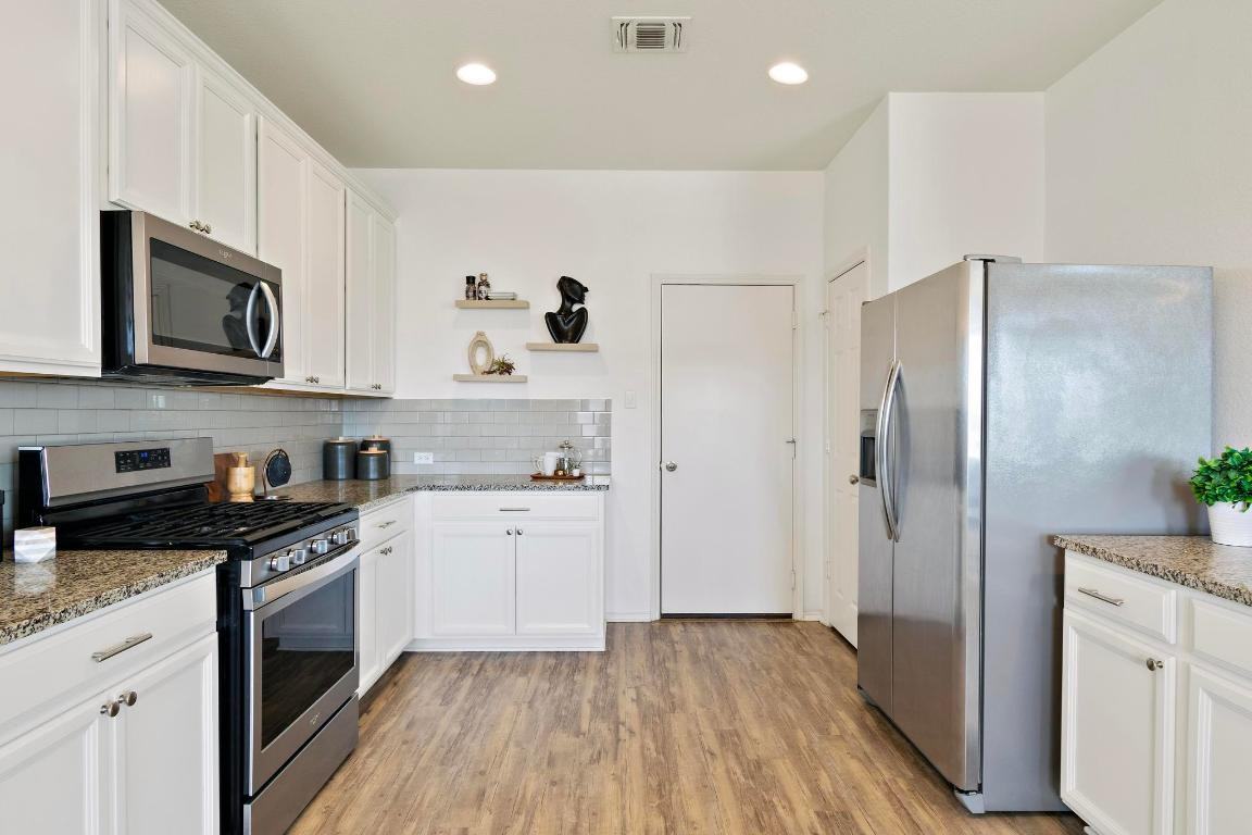 217 Boxwood Drive #217 - Photo 4 of 28