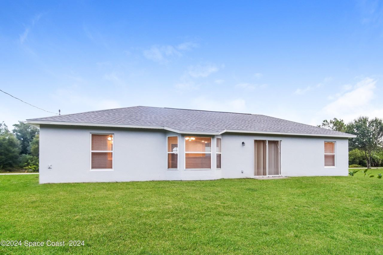 9175 102nd Avenue #9175 - Photo 7 of 16