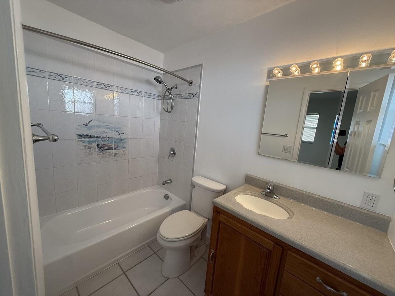 435 Collins Street - Photo 2 of 12