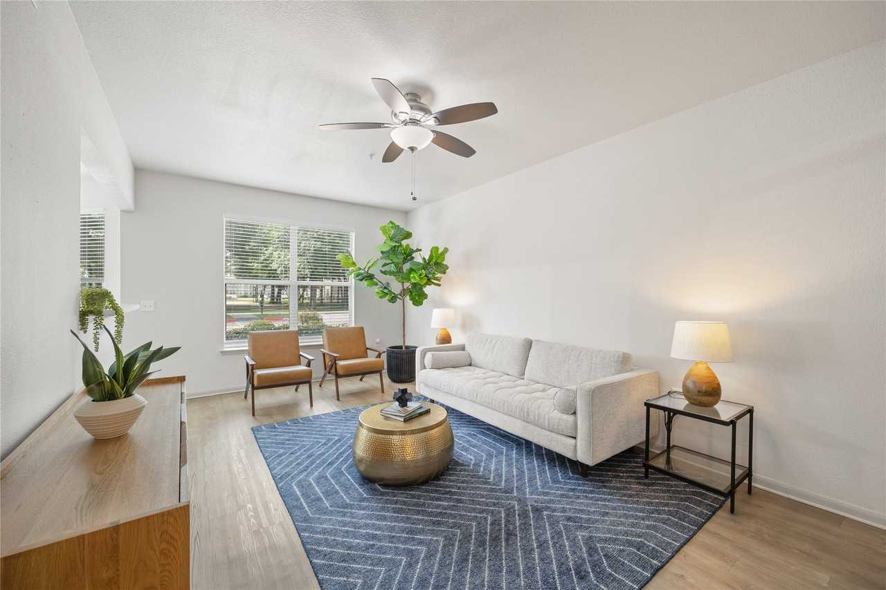 9494 Humble Westfield Rd #9494-3022 - Photo 4 of 22