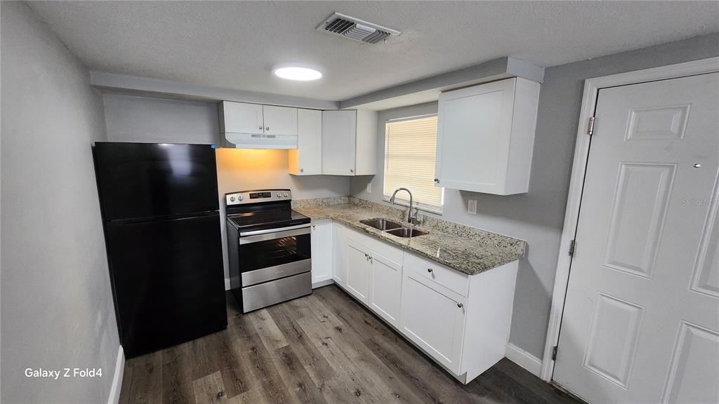 8011 Emiann Lane #8011 - Photo 6 of 12