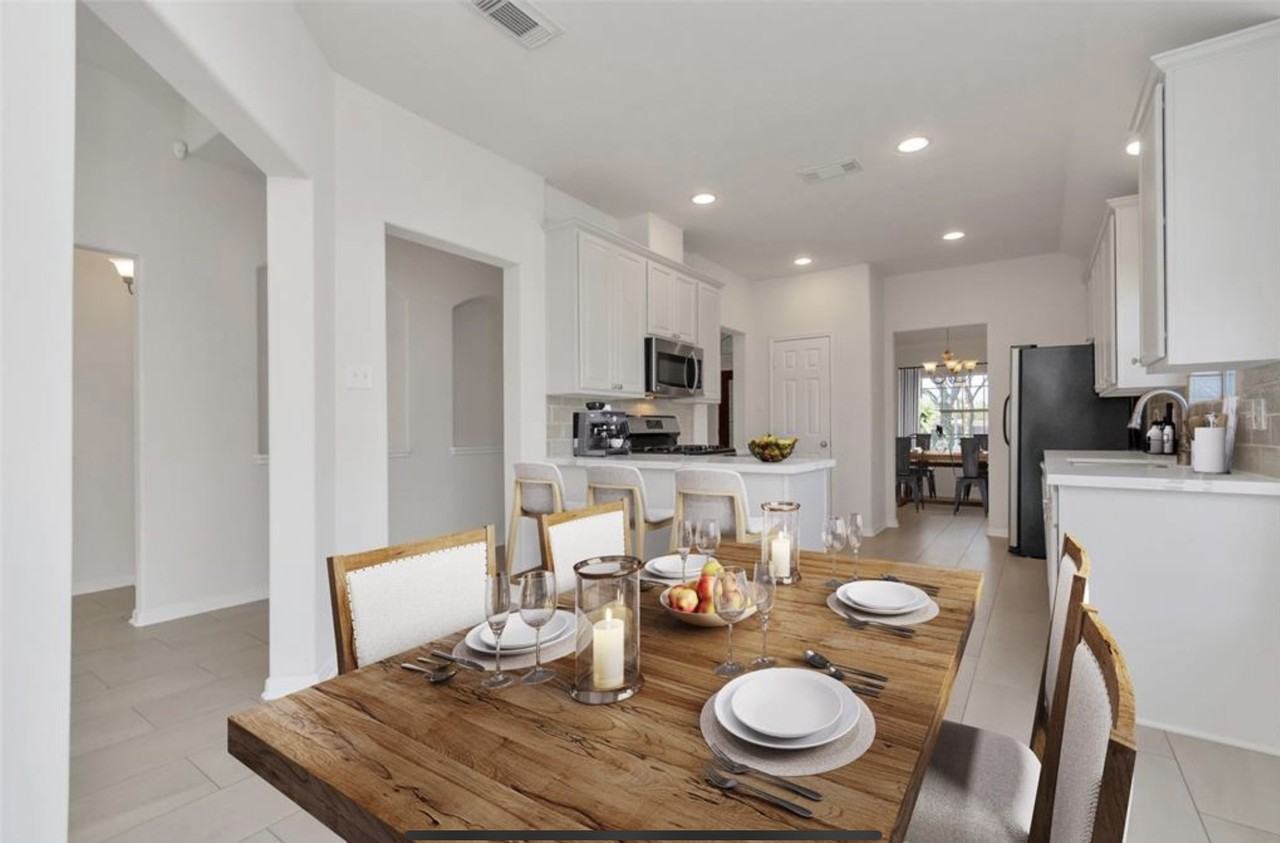 20911 Sagelaurel Ln #20911 - Photo 2 of 34