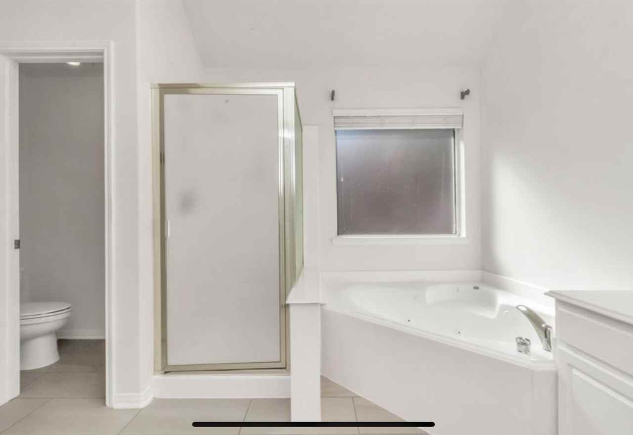 20911 Sagelaurel Ln #20911 - Photo 4 of 34