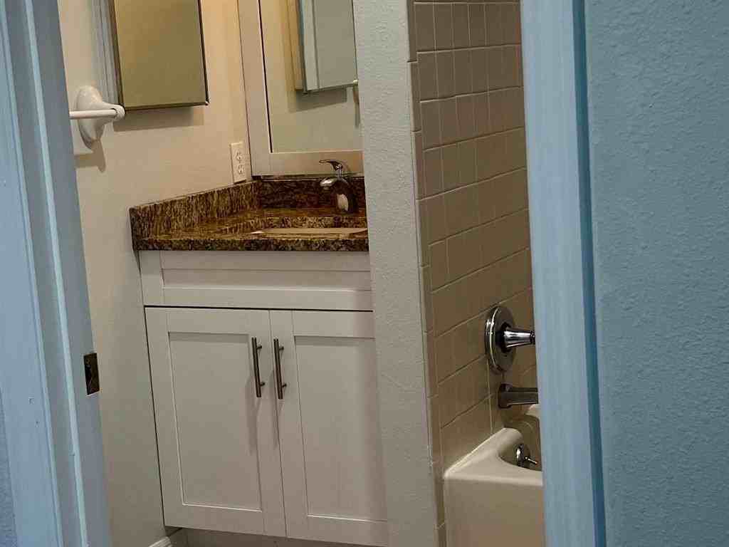 1006 Villaway #1006 - Photo 3 of 8