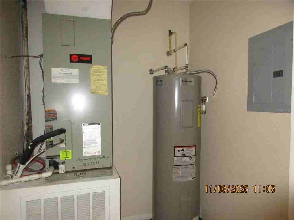 2325 Prime Cir #2325A - Photo 5 of 36