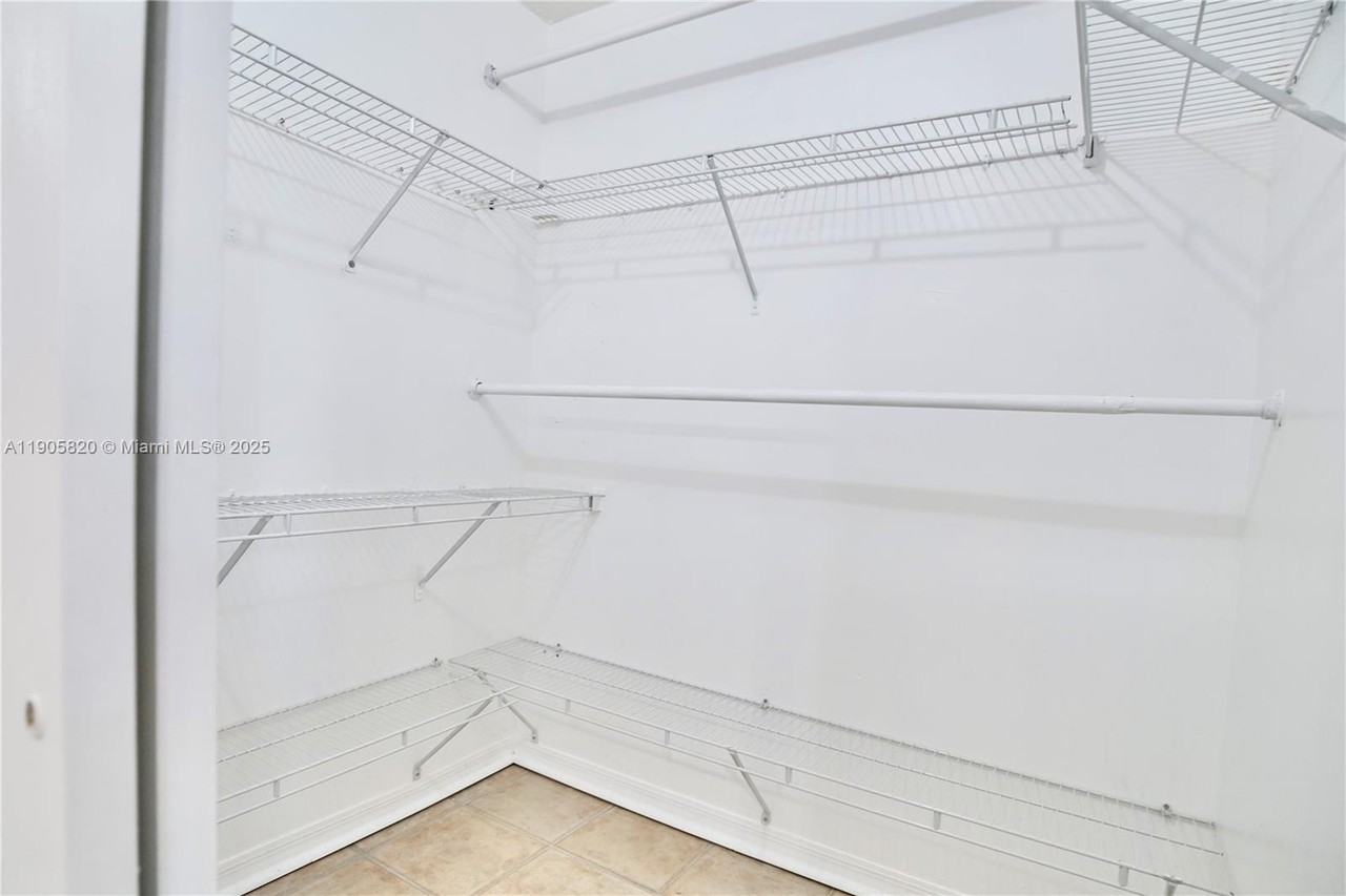 6101 Northwest 114th Court