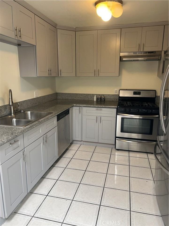 7357 Darby Place #7357 - Photo 4 of 20