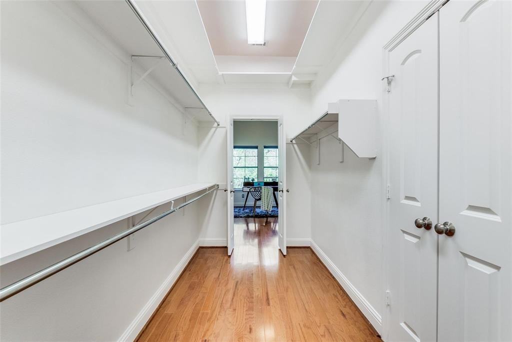 8819 Tudor Pl #8819 - Photo 4 of 24