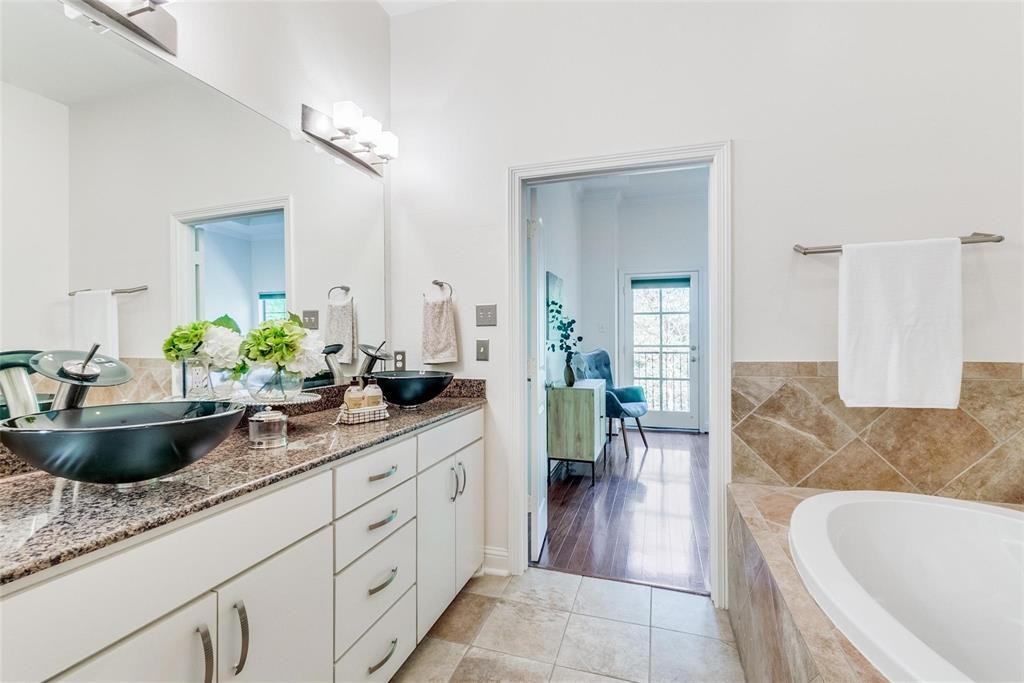 8819 Tudor Pl #8819 - Photo 6 of 24