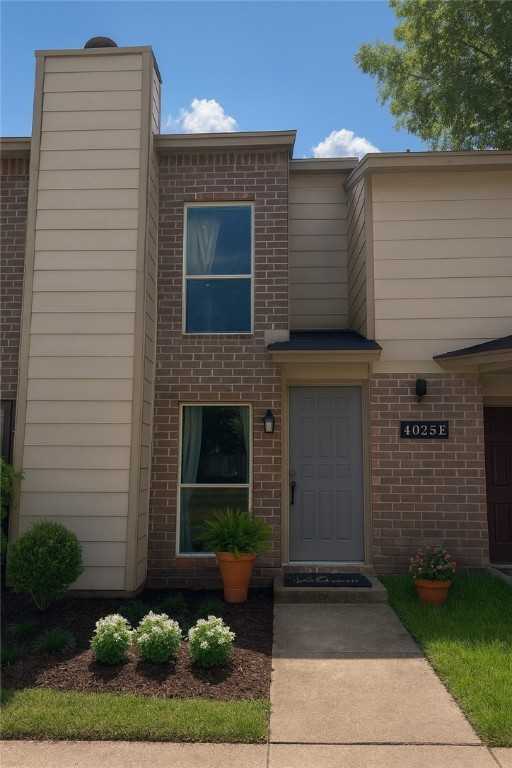 4023 Oak Bay Dr #4023E5 - Photo 4 of 17