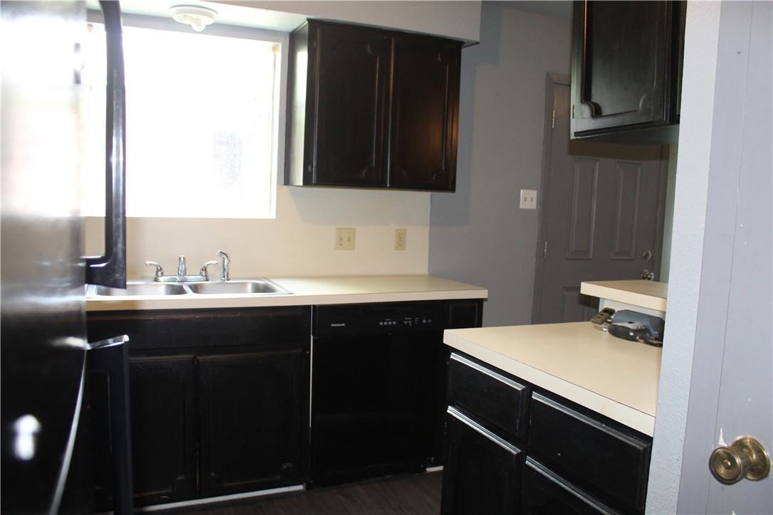 4023 Oak Bay Dr #4023E5 - Photo 6 of 17