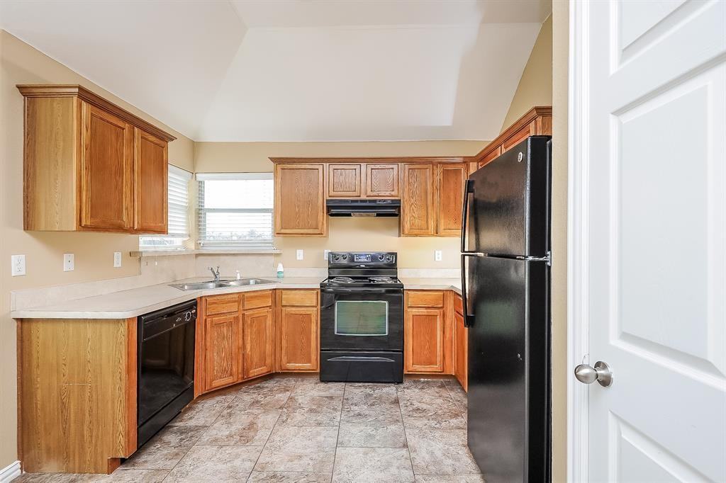 113 Currie Ct #113 - Photo 6 of 16