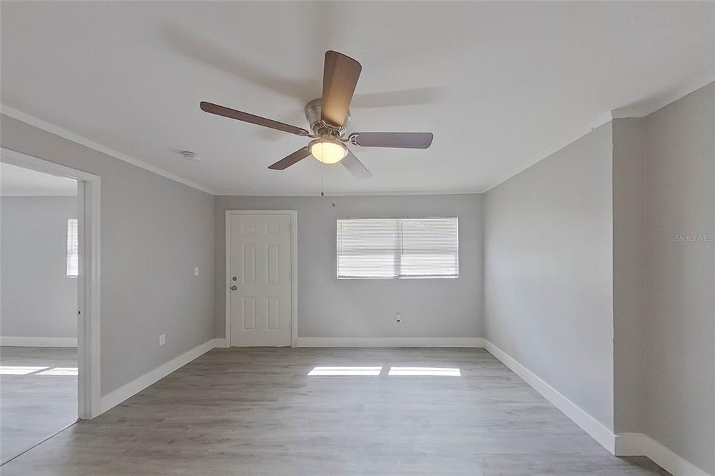 1923 Brack St #1923 - Photo 4 of 25