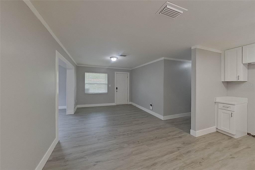 1923 Brack St #1923 - Photo 5 of 25