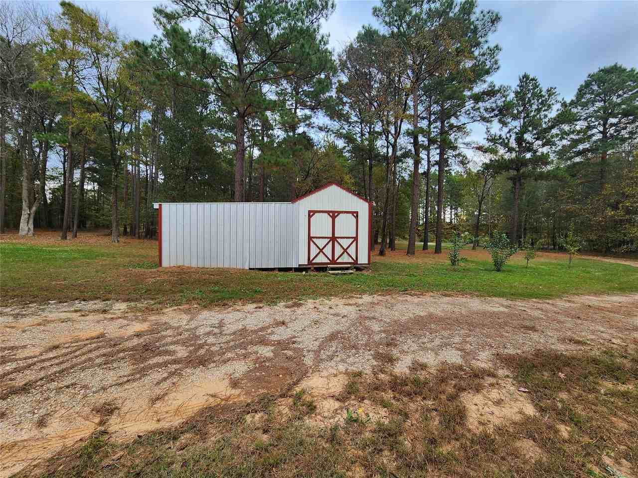 19598 County Road 2343 #19598 - Photo 4 of 28