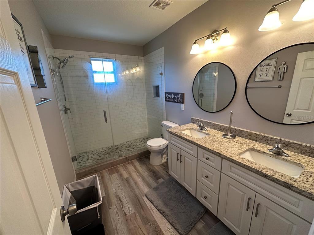 4803 35th Street Cir #4803 - Photo 5 of 32