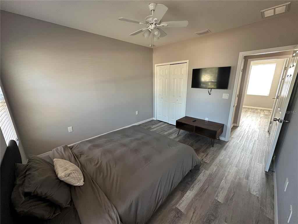 4803 35th Street Cir #4803 - Photo 7 of 32