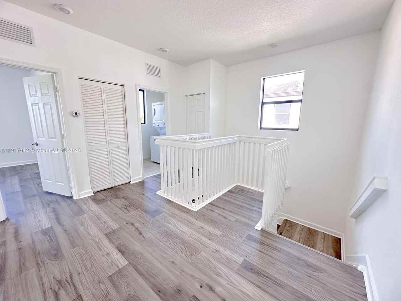 244 Ne 210th Way #244-244 - Photo 6 of 32