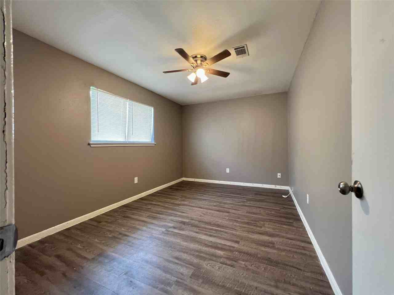 12819 Claygate Dr #12819 - Photo 7 of 12