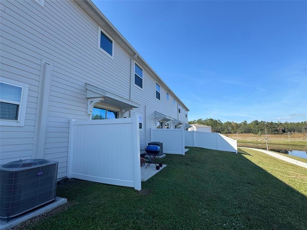 7601 Stone Creek Trl #7601 - Photo 2 of 8