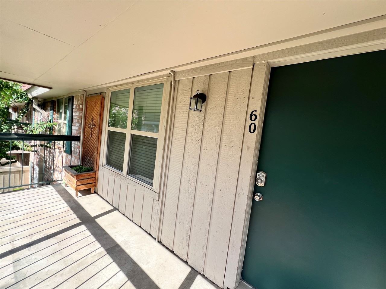 855 Augusta Dr #855-60 - Photo 5 of 13